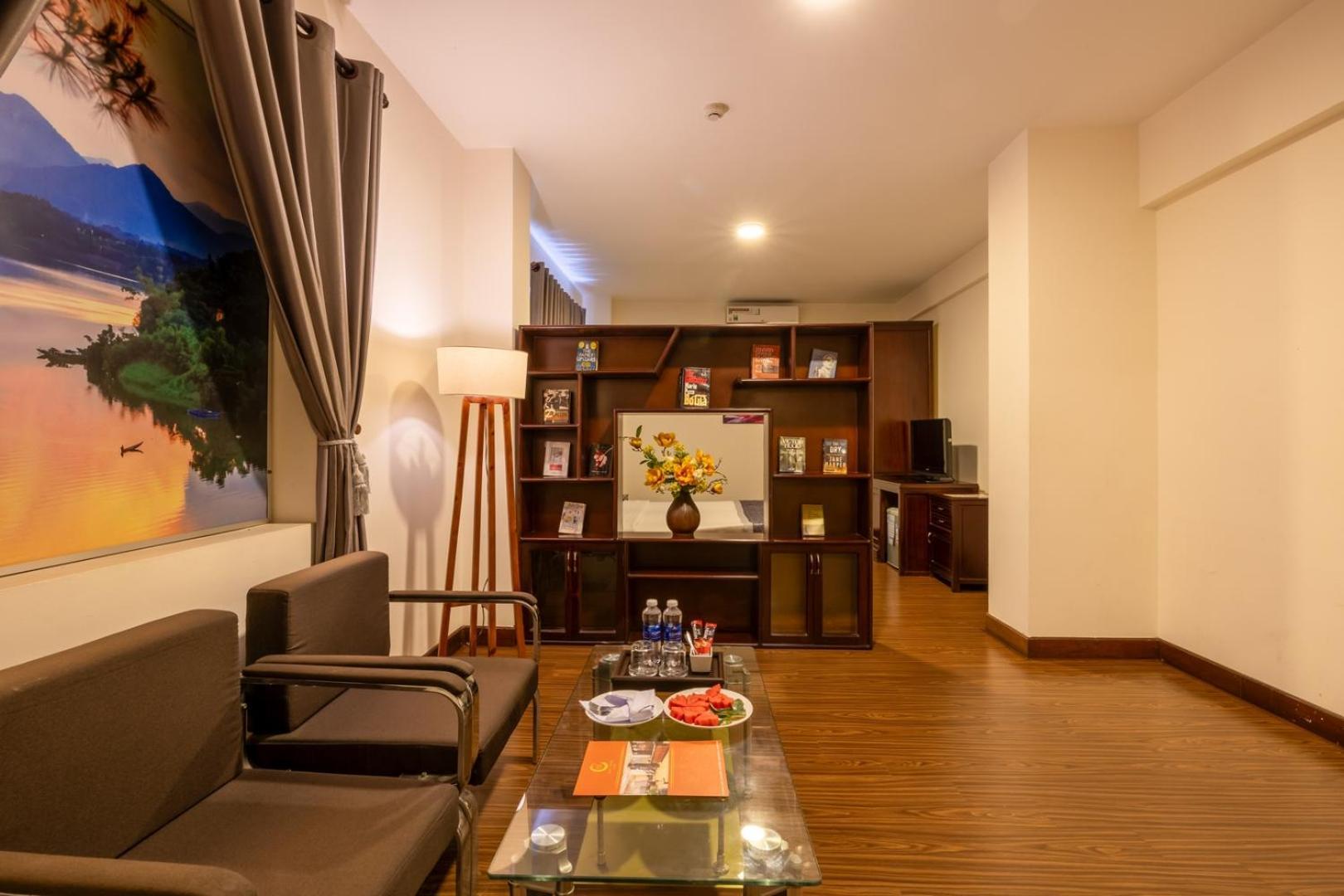 Baly Hotel Hué Extérieur photo
