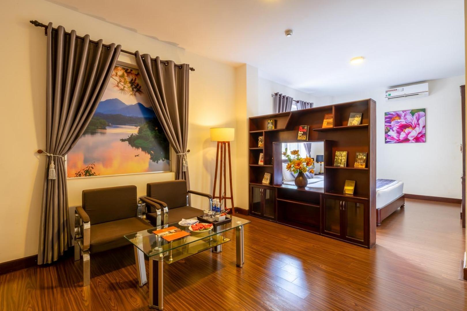 Baly Hotel Hué Extérieur photo