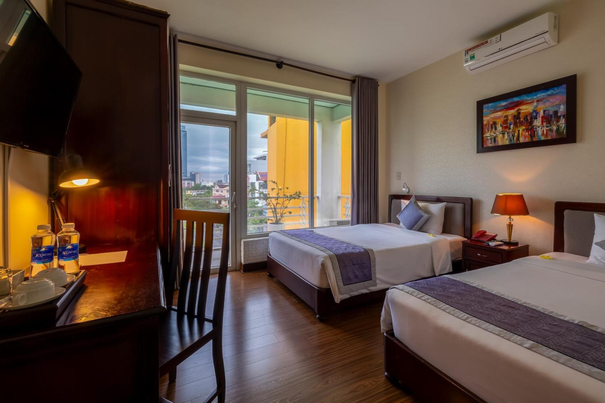Baly Hotel Hué Extérieur photo