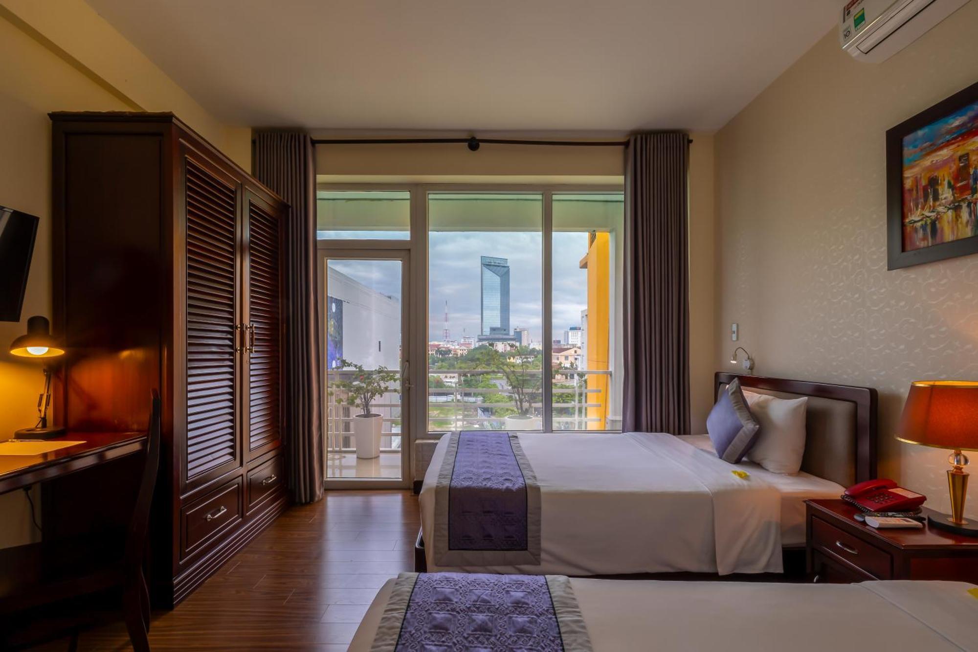 Baly Hotel Hué Extérieur photo