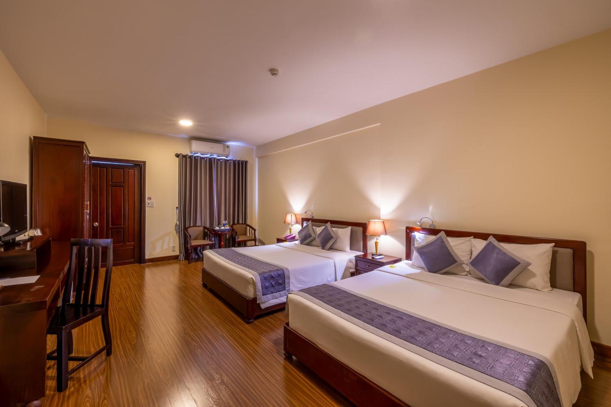 Baly Hotel Hué Extérieur photo