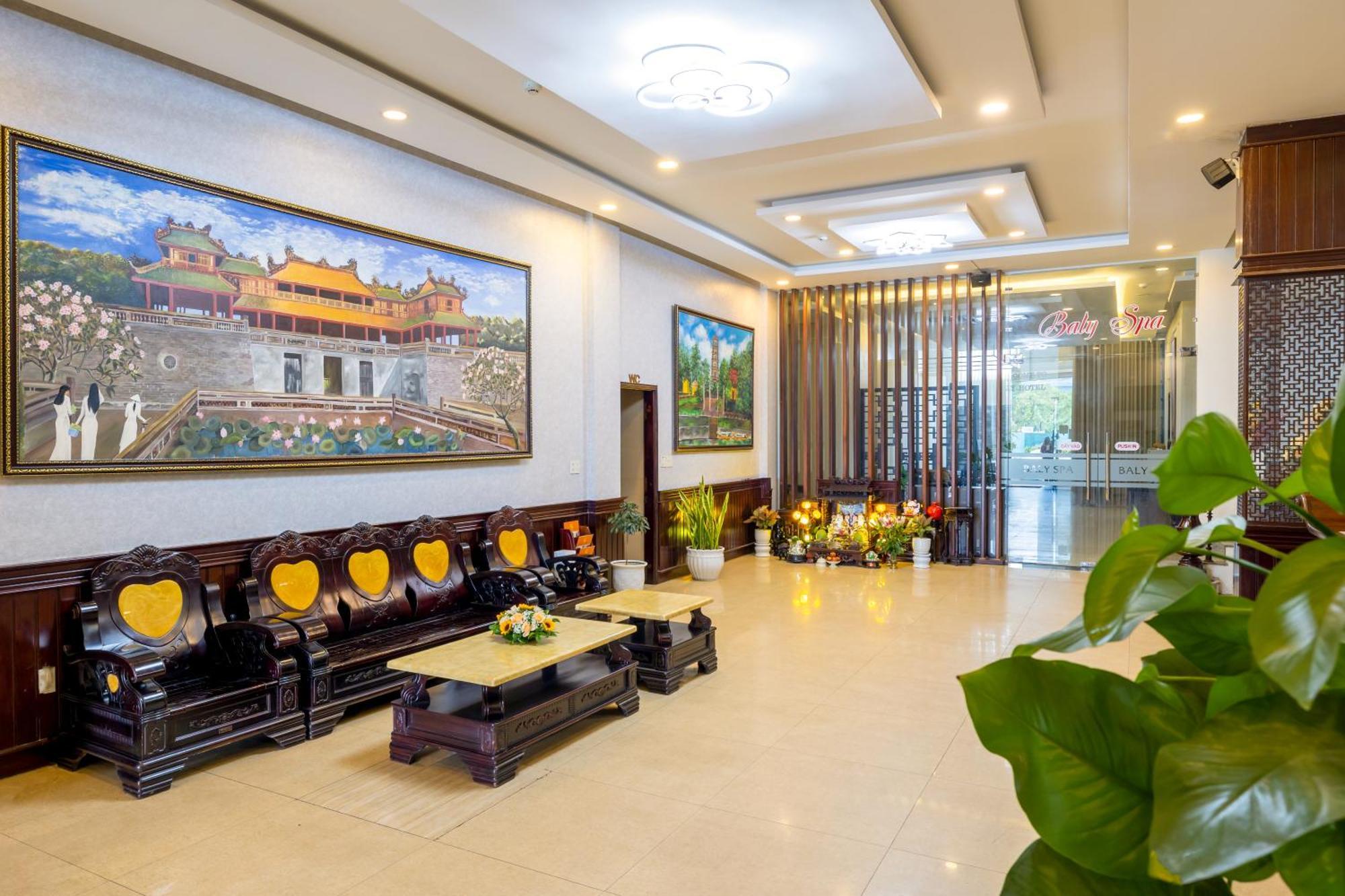 Baly Hotel Hué Extérieur photo
