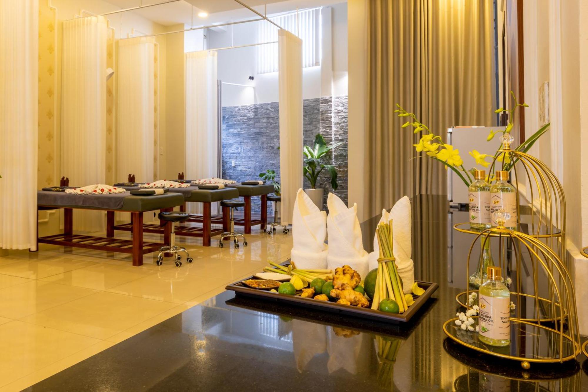 Baly Hotel Hué Extérieur photo