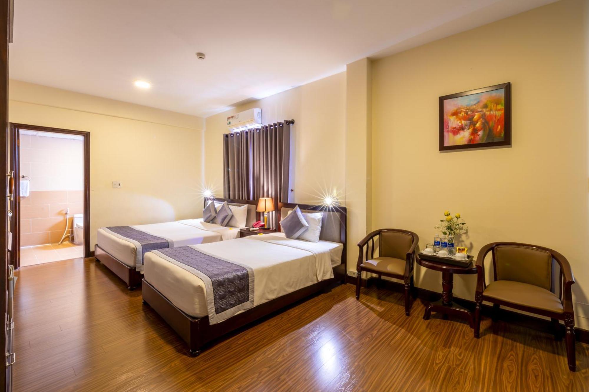 Baly Hotel Hué Extérieur photo