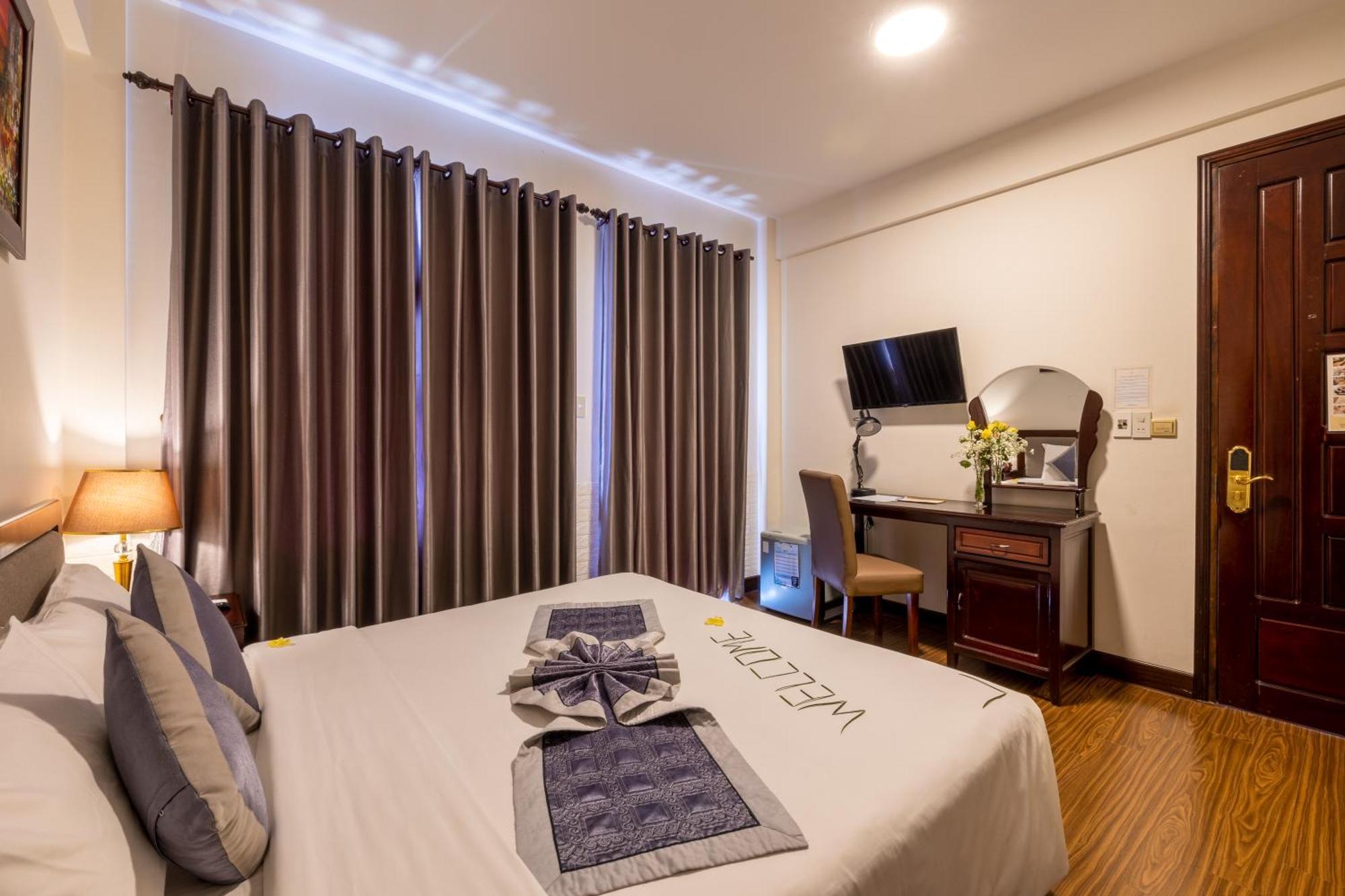 Baly Hotel Hué Extérieur photo
